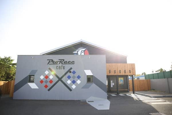 Restaurant Pro Race Cafe à Le Crès, France