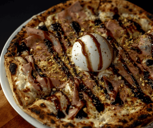 Restaurant PUB BLACK CORNER à Saint-Cyr-sur-Mer, France