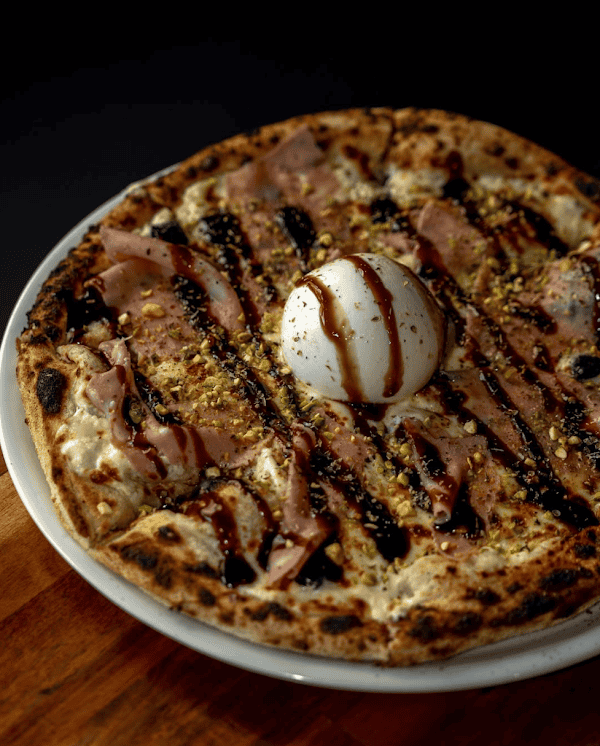 Restaurant PUB BLACK CORNER à Saint-Cyr-sur-Mer, France