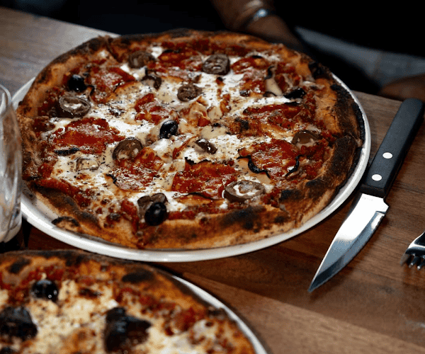 Restaurant PUB BLACK CORNER à Saint-Cyr-sur-Mer, France