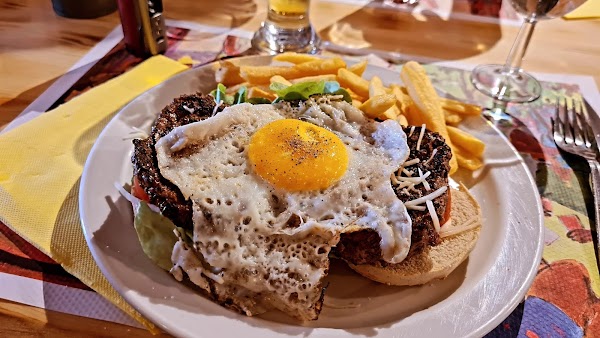 Restaurant Pub Buffalo/West Saloon à Marmande, France