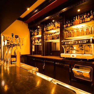 Restaurant Pub Les Coulisses à Mantes-la-Jolie, France