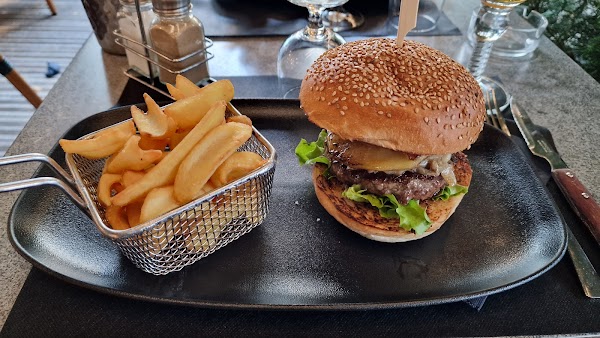 Restaurant QG à Aix-les-Bains, France