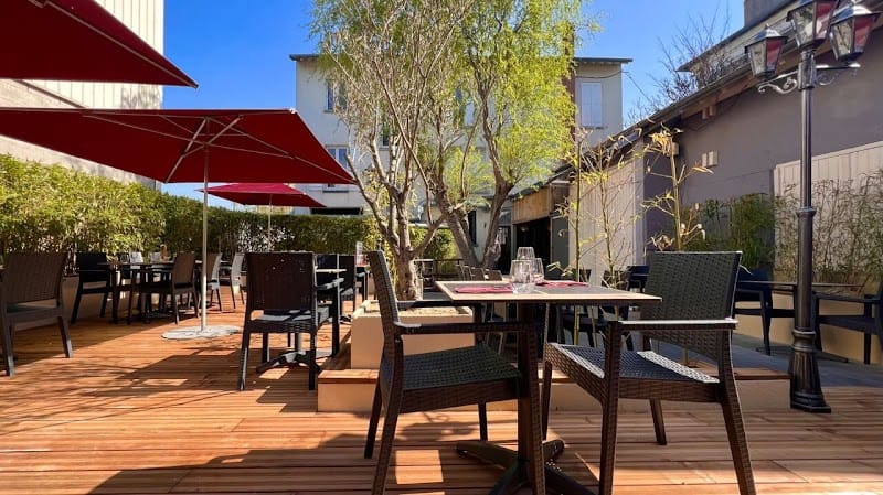 Restaurant Quai 35 à Corbeil-Essonnes, France