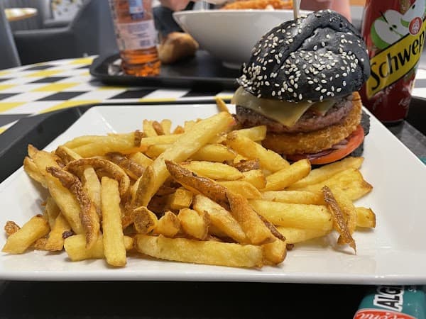 Restaurant Quarter Time by Q.F.D à Beauvais, France