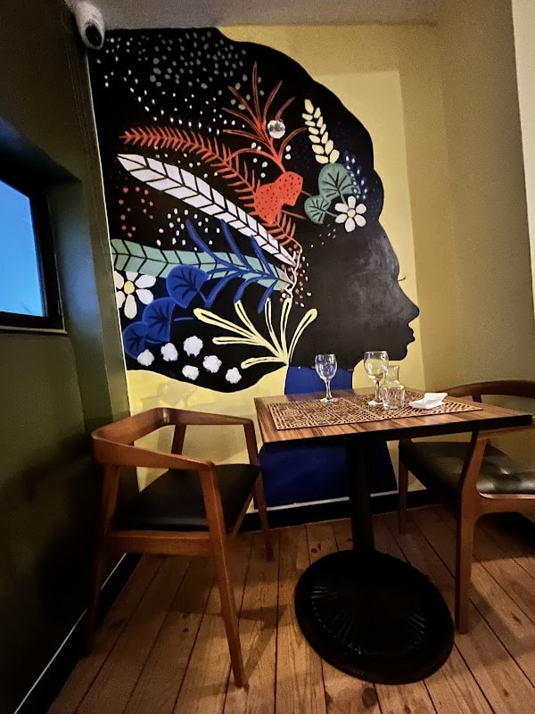 Restaurant QUEEN AFRICA à Arras, France