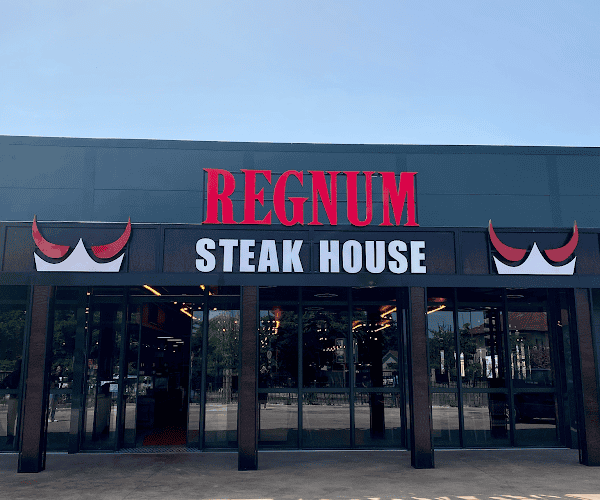Restaurant Regnum Steak House à Vaulx-en-Velin, France
