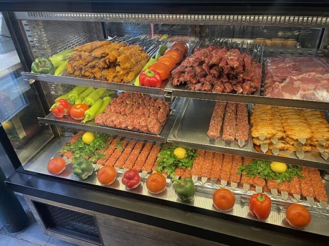 Restaurant Reina Dürüm à Paris, France