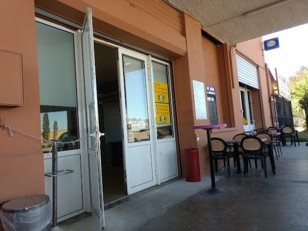 Restaurant Relais de la malle à Bouc-Bel-Air, France