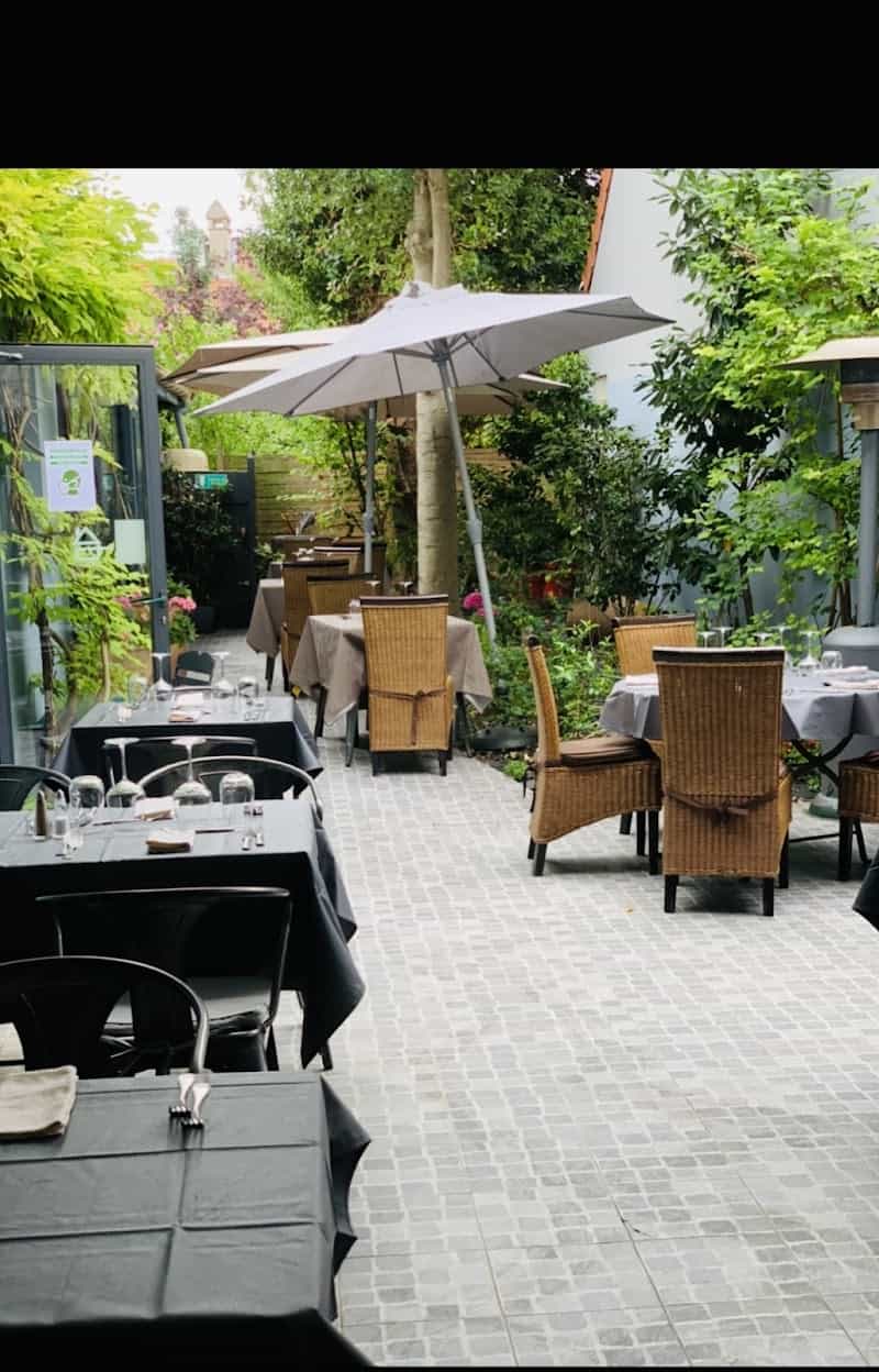 Restaurant a la Maison. à Champigny-sur-Marne, France