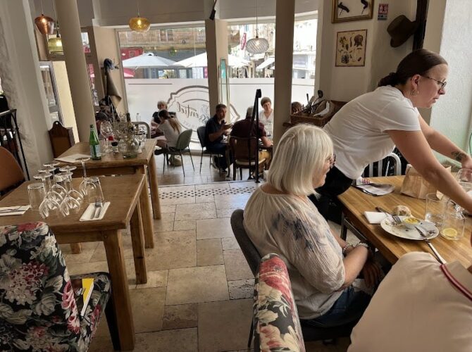 Restaurant à l’essentiel à Draguignan, France