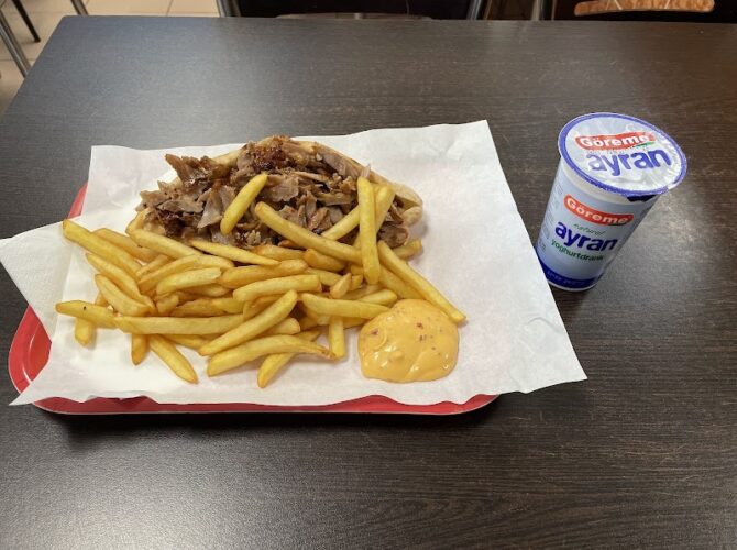 Restaurant ADANA Spécialités turques à Paris, France