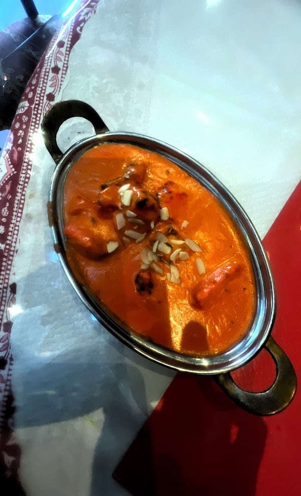 Restaurant Agra Laval à Laval, France