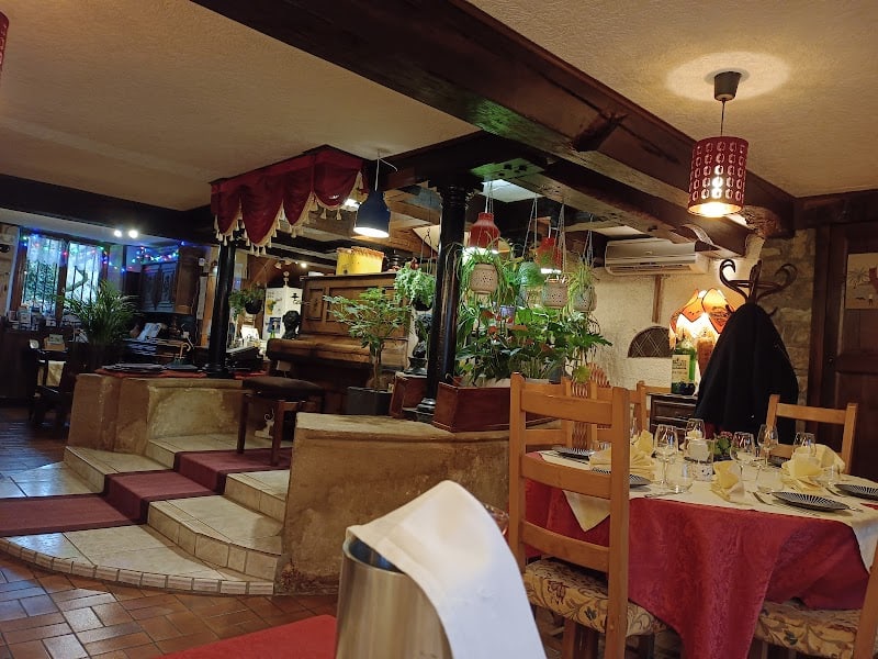 Restaurant Auberge du Moulin Haut à Chaumont-sur-Aire, France