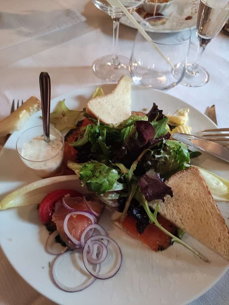 Restaurant Auberge du Moulin Haut à Chaumont-sur-Aire, France