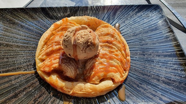 RESTAURANT BAR LOUNGE LA PLAGE D’AIX à Aix-les-Bains, France