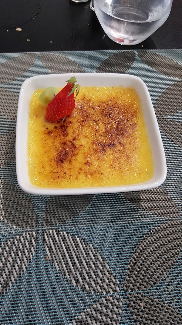 Restaurant – Bistro le Saint Tugal à Laval, France