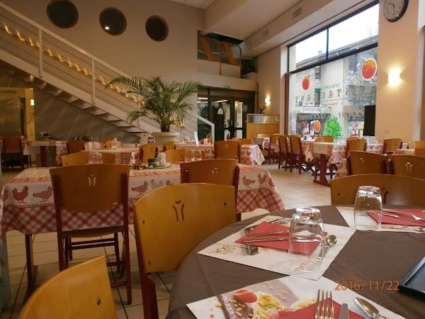 Restaurant Bon Accueil à Bourg-en-Bresse, France