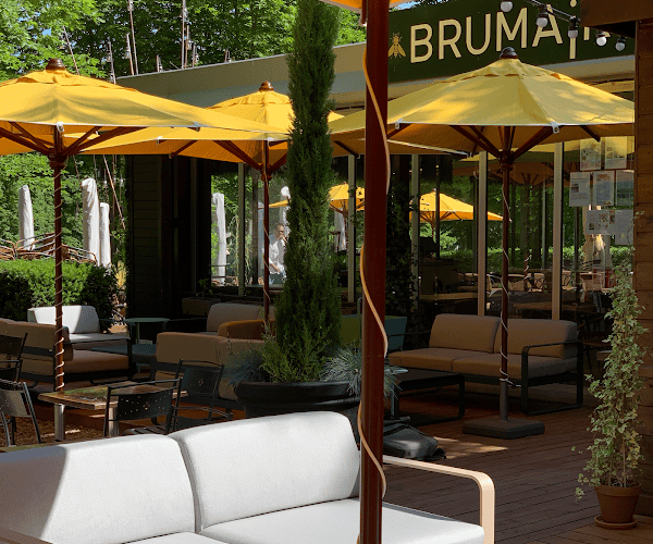 Restaurant Brumaire à Saint-Cloud, France