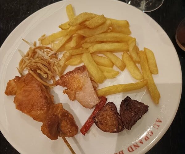 Restaurant Buffet A Volonte Chinois à Lons, France