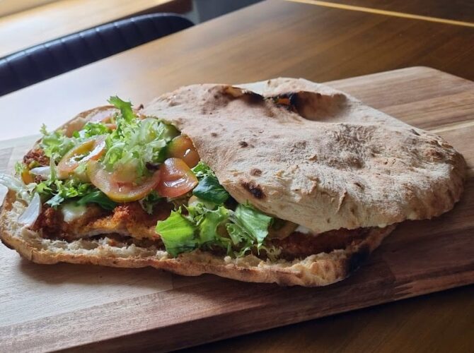 Restaurant – Café Bloen Eck à Vallée de l'Ernz, Luxembourg