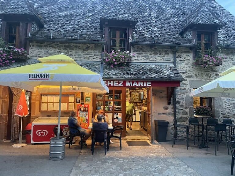 Restaurant Chez Marie Grand-Vabre à Conques-en-Rouergue, France — photo 1