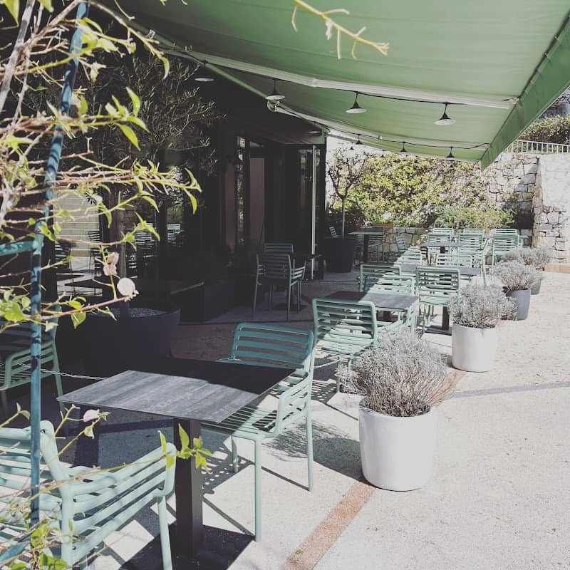 Restaurant Cocotte à Le Rouret, France