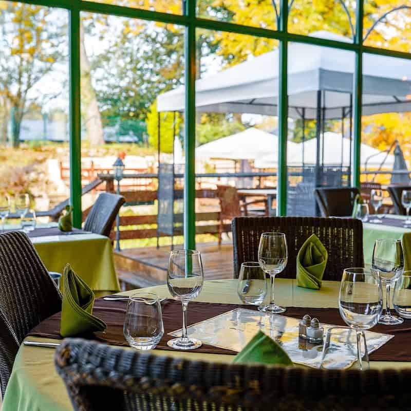 Restaurant de l’Auberge du Manet à Montigny-le-Bretonneux, France