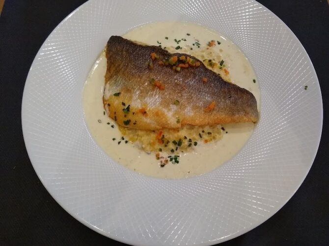 restaurant de l’évéchê à Lisieux, France