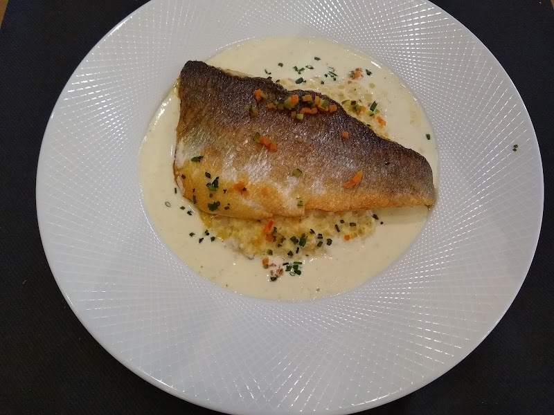 restaurant de l’évéchê à Lisieux, France