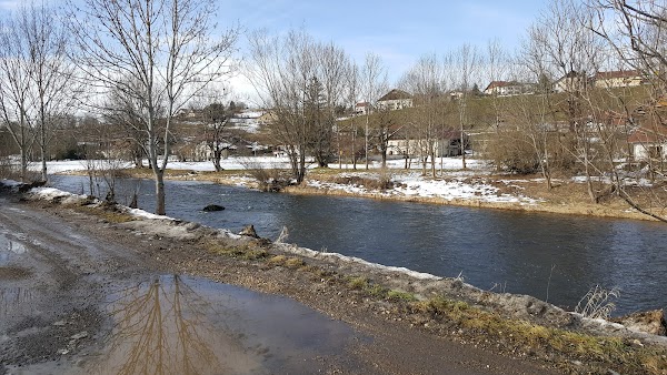 Restaurant du Pont de l’Oie / Chez Franck à Arçon, France