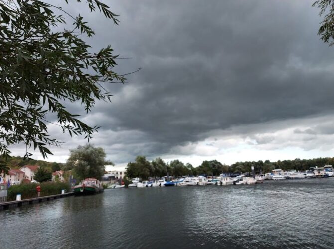Restaurant Du Port à Pont-à-Mousson, France