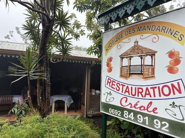 Restaurant 《KIOSQUE DES MANDARINES》 à Saint-Benoît, La Réunion