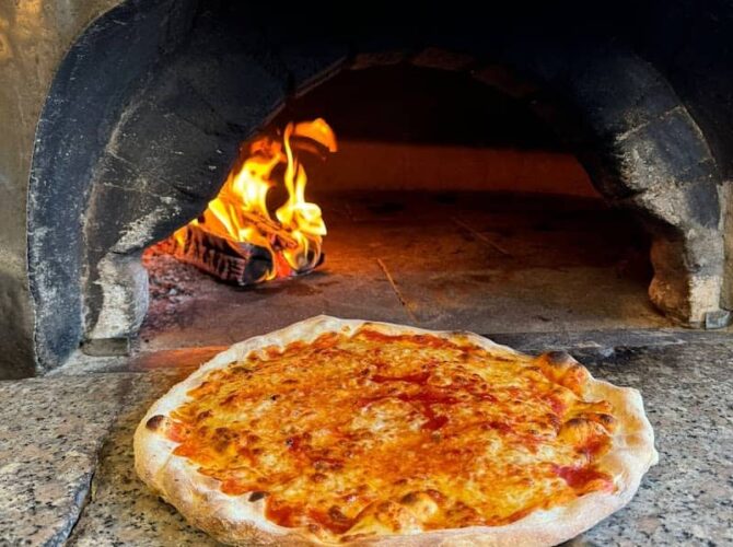 Restaurant Gelateria La Celula Mersch à Mersch, Luxembourg