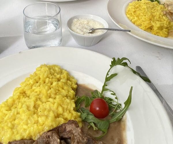 Restaurant Grotto 2 à Pully, Suisse