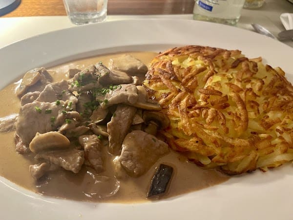 Restaurant Hasenburg à Basel, Suisse