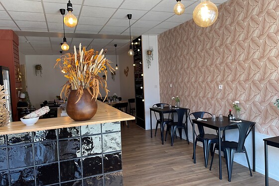 Restaurant K U C A – Sun Food & Break à La Roche-sur-Yon, France