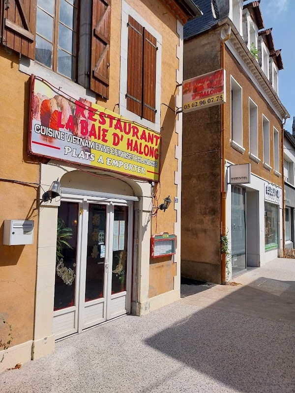 Restaurant La baie d’Ha Long à Vic-en-Bigorre, France