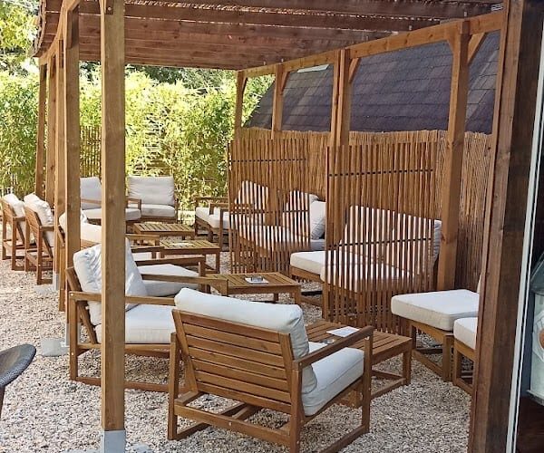 Restaurant la cahute à Mormoiron, France