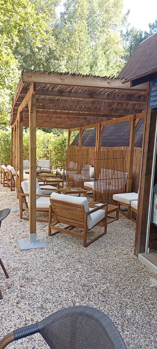 Restaurant la cahute à Mormoiron, France