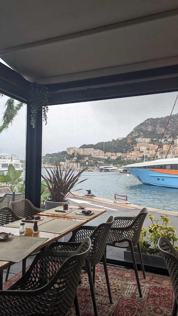 Restaurant La Cambuse à Cap-d'Ail, France