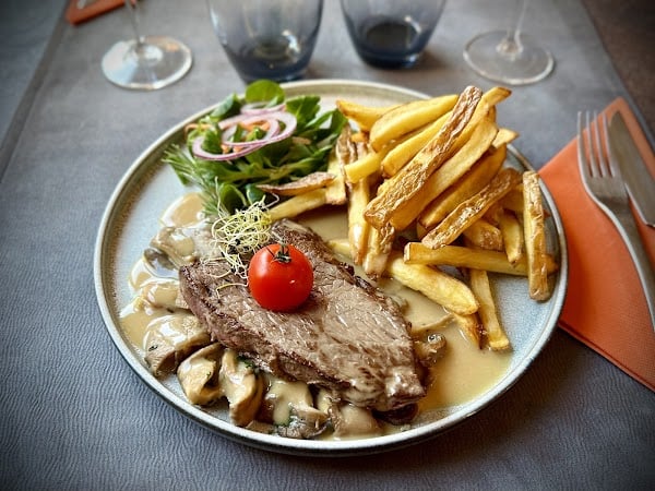 Restaurant La Fontaine à Le Val, France