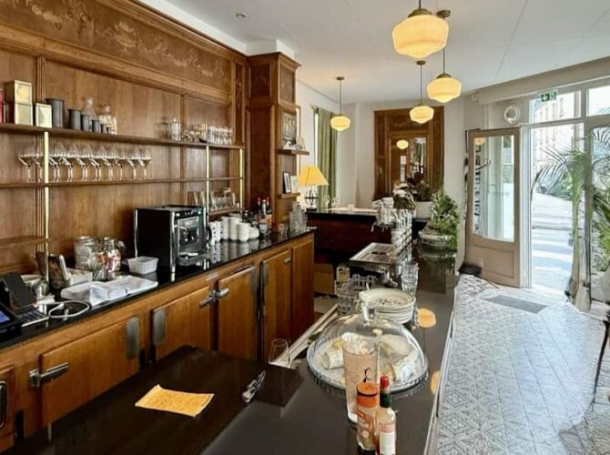 Restaurant La Fontaine à Reims, France