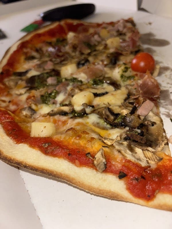 Restaurant La Madone: Pizza, Tacos, Burger, Breizh-Kebab, Finger food . à Hennebont, France