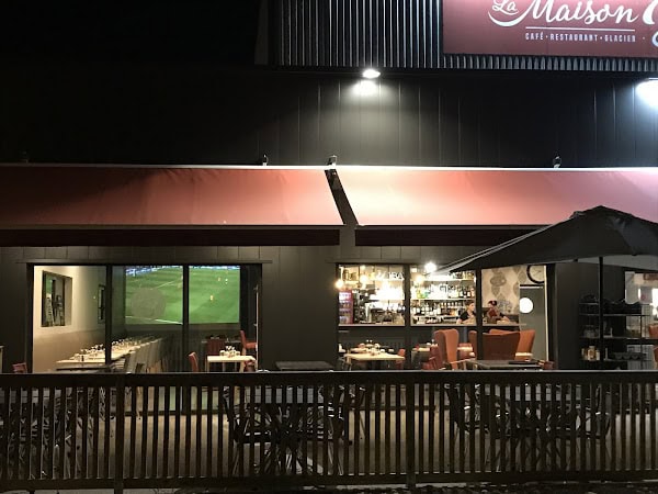 Restaurant La Maison B à Bourg-en-Bresse, France