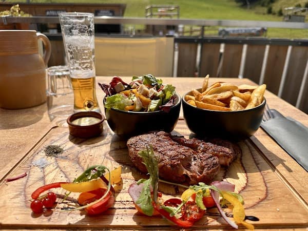 Restaurant la Pointe de Nyon à Morzine, France