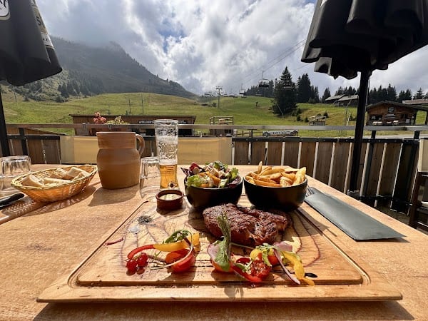 Restaurant la Pointe de Nyon à Morzine, France