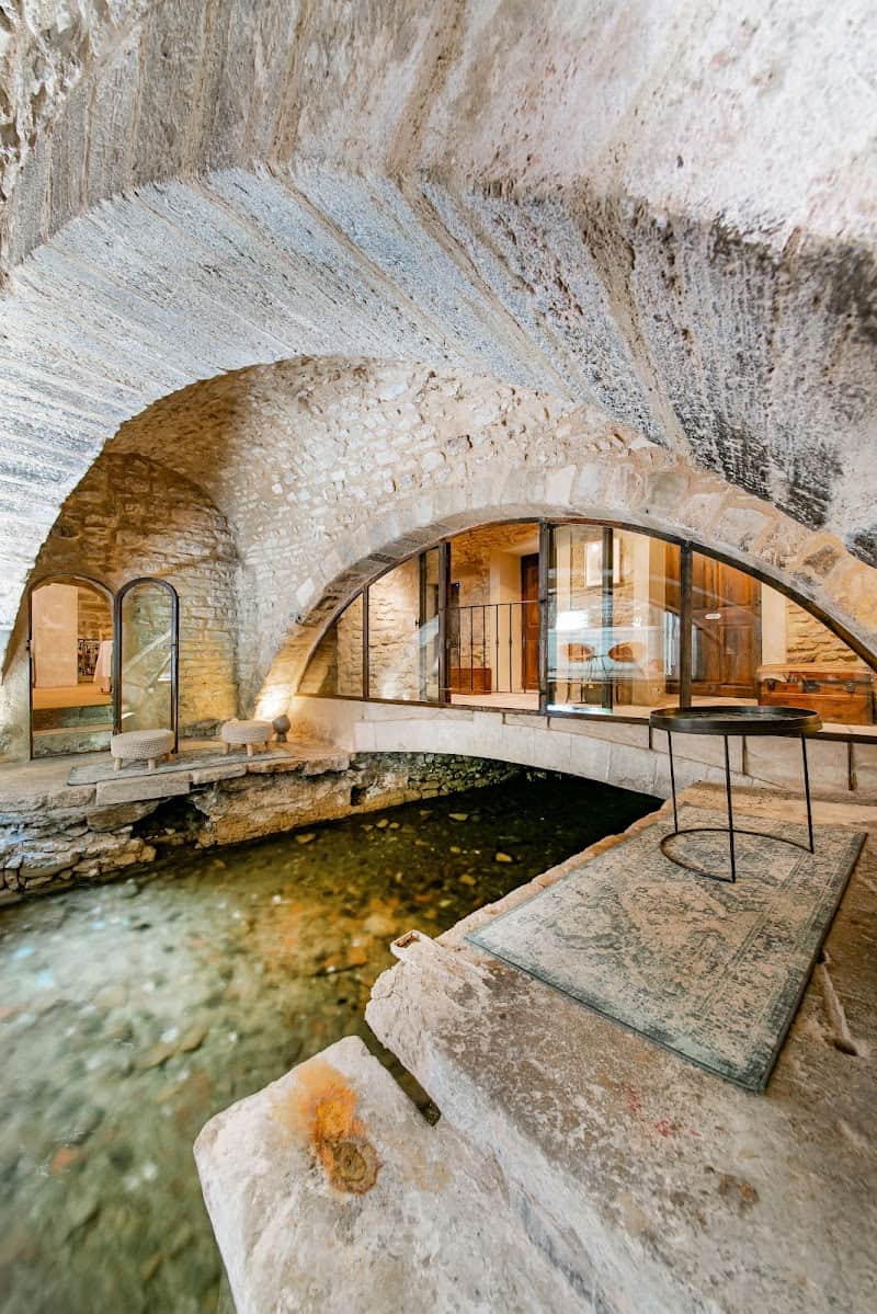 Restaurant La Prévôté à L'Isle-sur-la-Sorgue, France