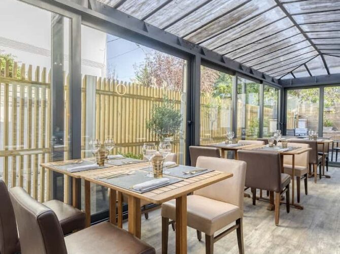 Restaurant La Salamandre à Nogent-sur-Marne, France