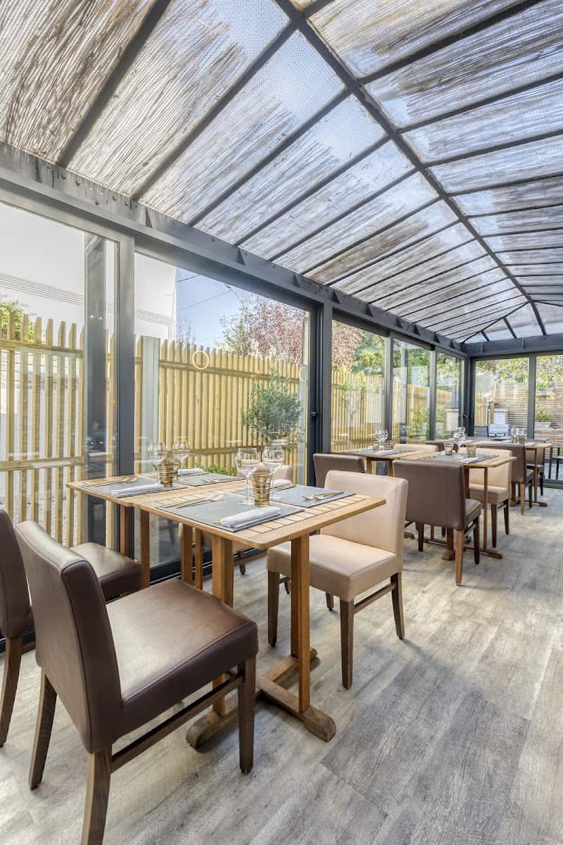 Restaurant La Salamandre à Nogent-sur-Marne, France